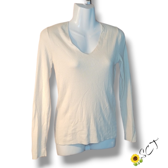Banana Republic Tops - 🌻 BANANA REPUBLIC -  Small Beige T-Shirt